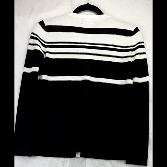 Versatile Lagerfeld cardi - Picture 4 of 8